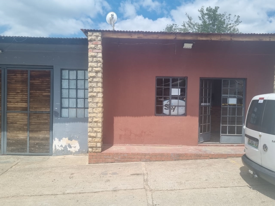  Bedroom Property for Sale in Ladybrand Free State